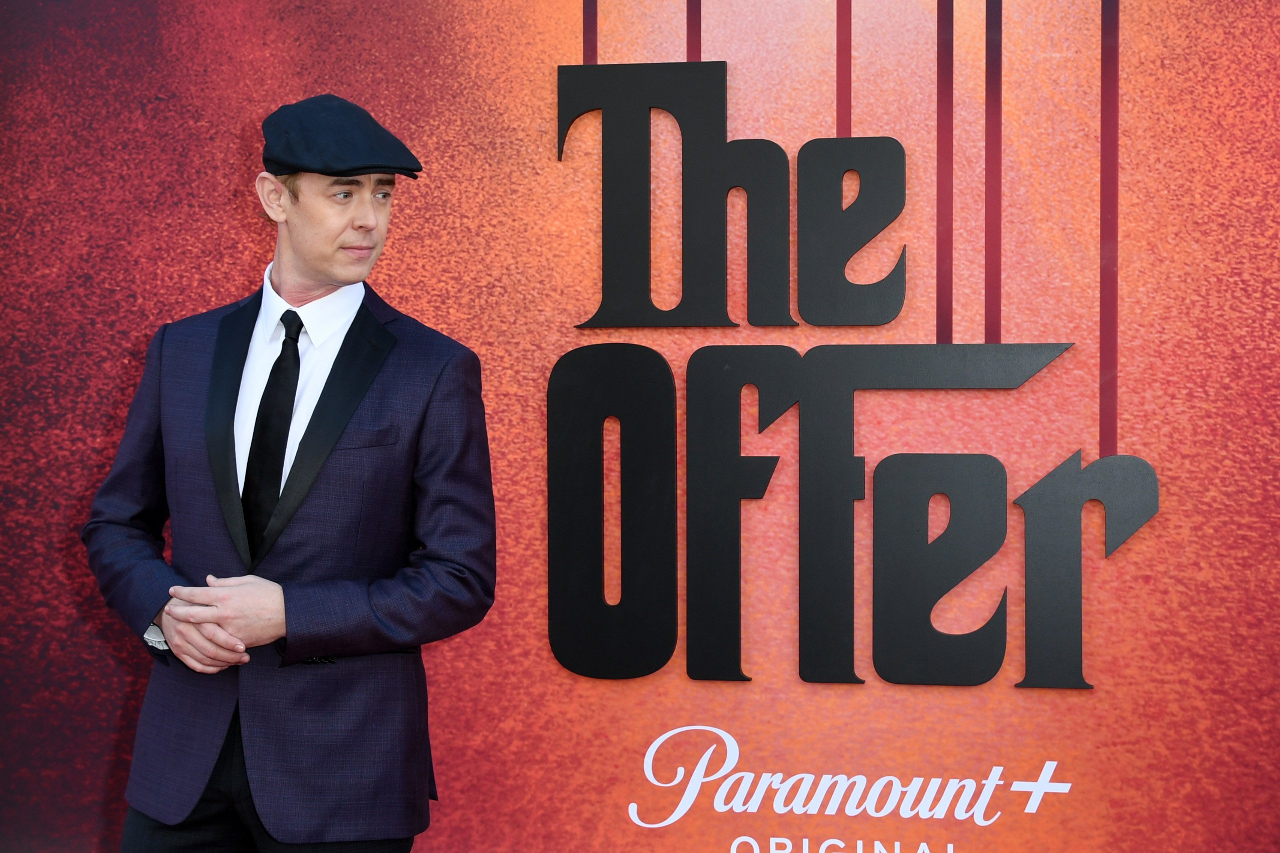 Colin Hanks is posing at the premiere for the Paramount+ new series "The Offer" in Los Angeles | Source: Getty Images