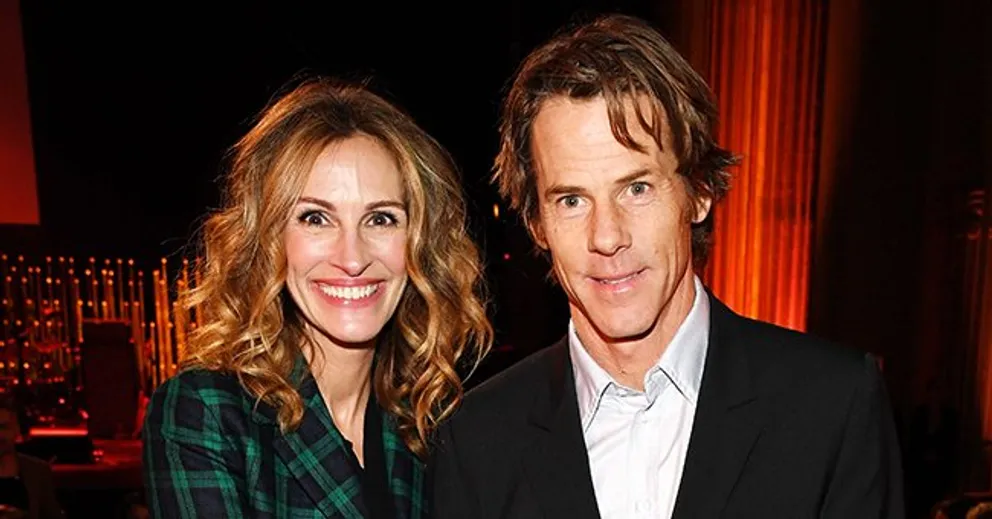 Julia Roberts and Danny Moder during a red carpet event. | Source: Getty Images