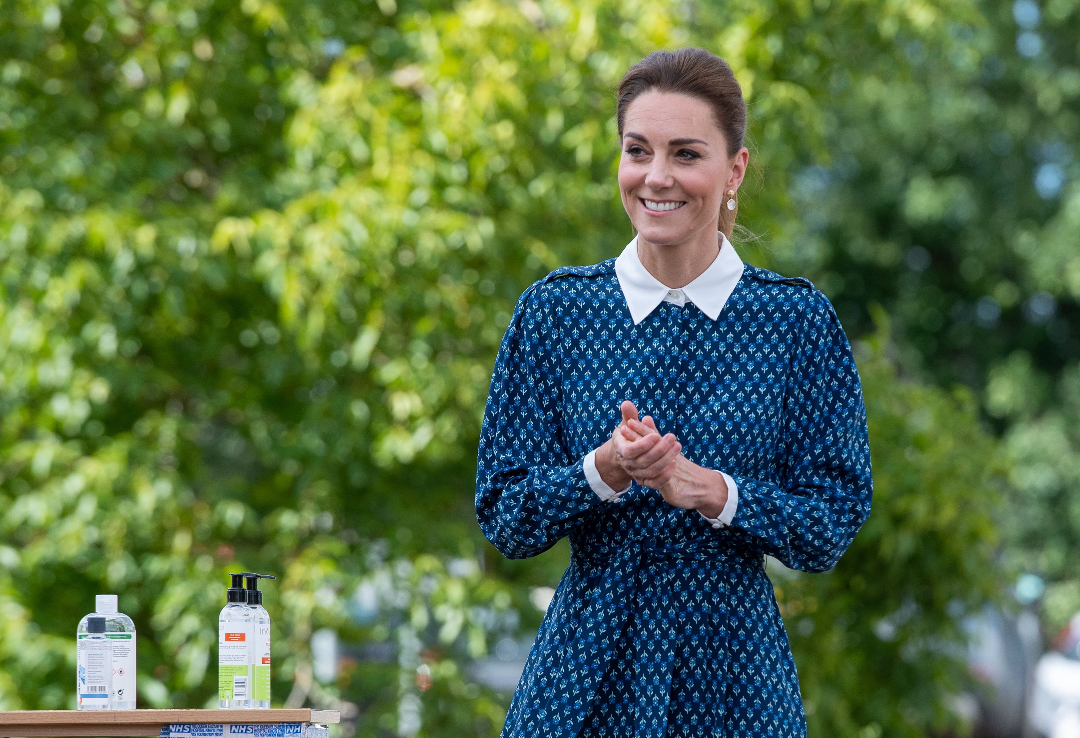 Catherine, Duchess of Cambridge applies hand sanitizer during a visit to Queen Elizabeth Hospital in King's Lynn as part of the NHS birthday celebrations on July 5, 2020 in Norfolk, England.  |  Source: Getty Images