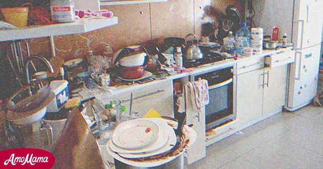 Dirty kitchen | Source: Shutterstock