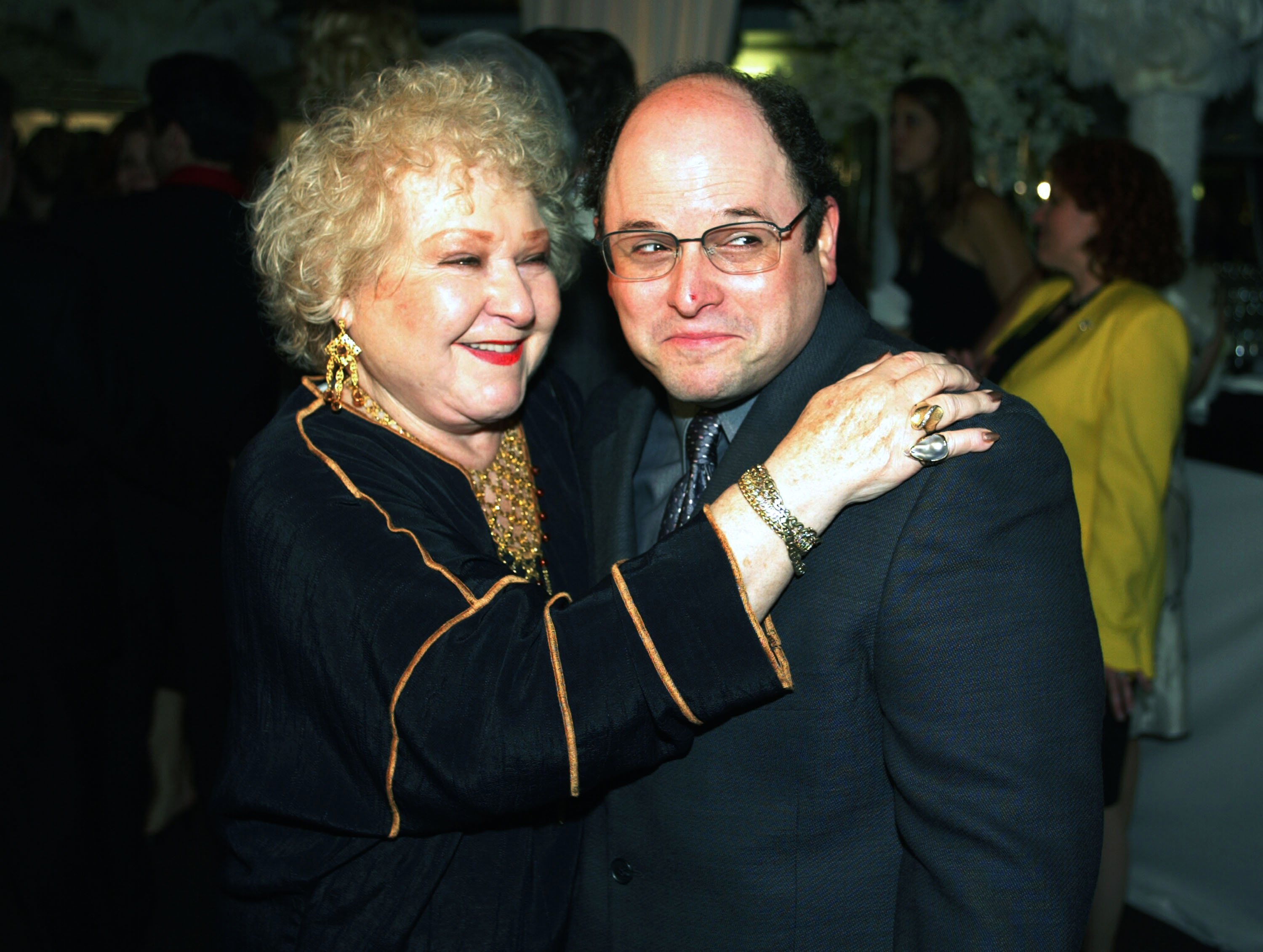 Actress Estelle Harris and Jason Alexander at the after-party for "The Producers" at the Hollywood Palladium on May 29, 2003 in Los Angeles, California. | Source: Kevin Winter/Getty Images