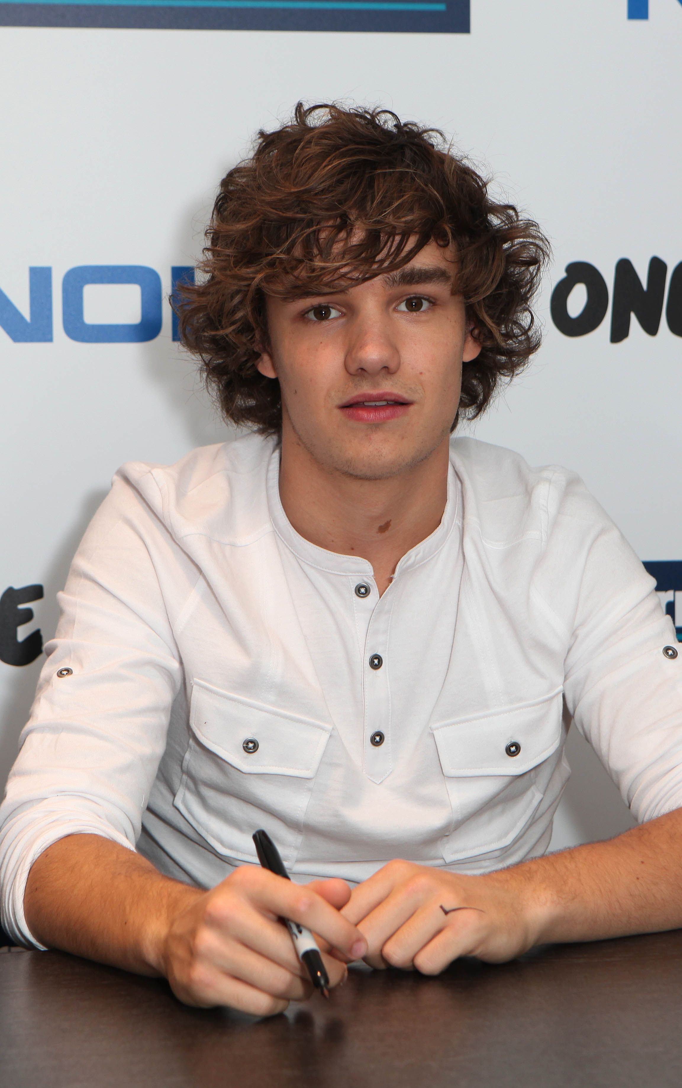 Liam Payne at The Carphone Warehouse on October 12, 2011 in London, England | Source: Getty Images