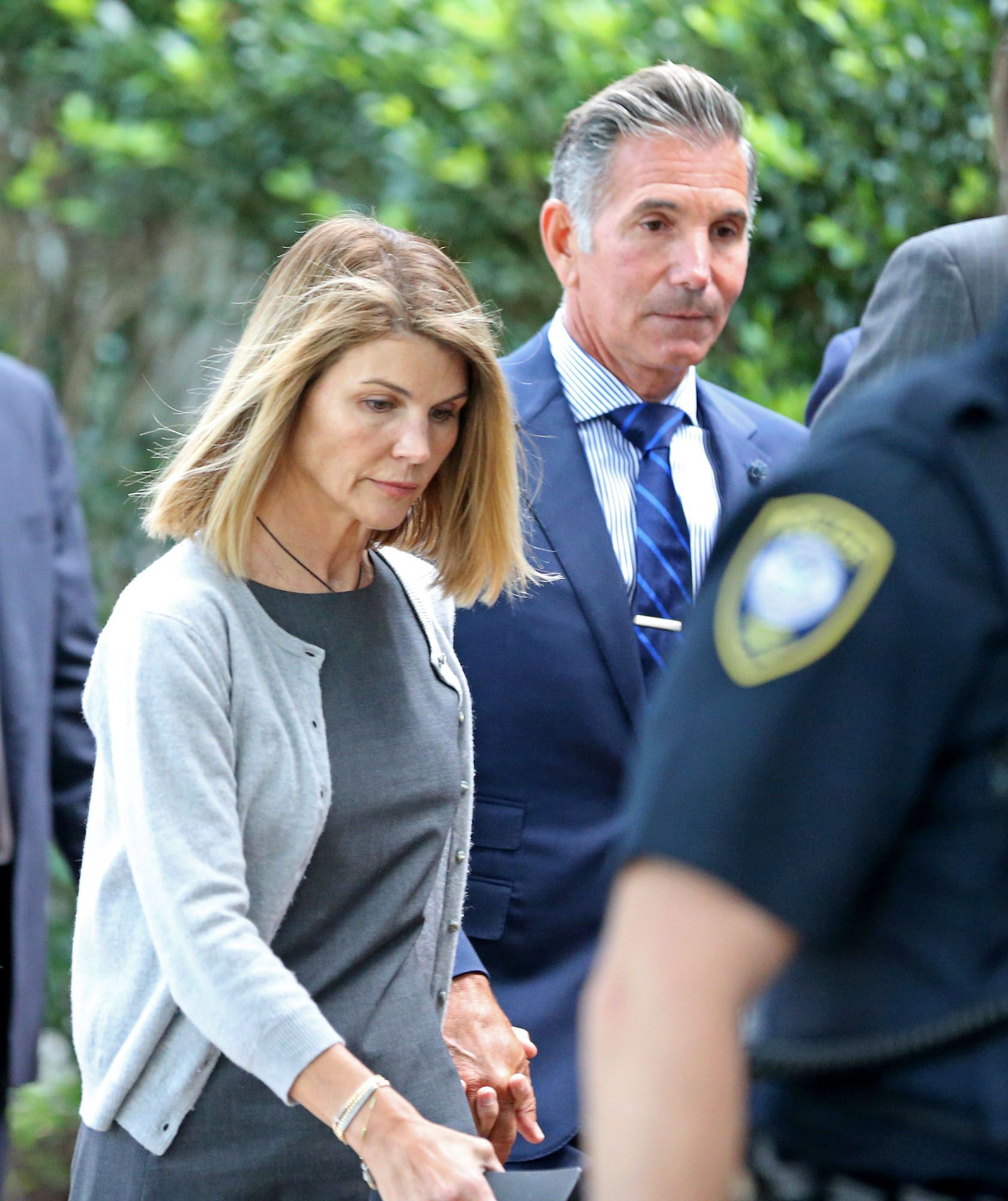 Lori Loughlin and Mossimo Giannulli leave Moakley Federal Courthousein Boston, Massachusetts | Photo: Stuart Cahill/MediaNews Group/Boston Herald via Getty Images