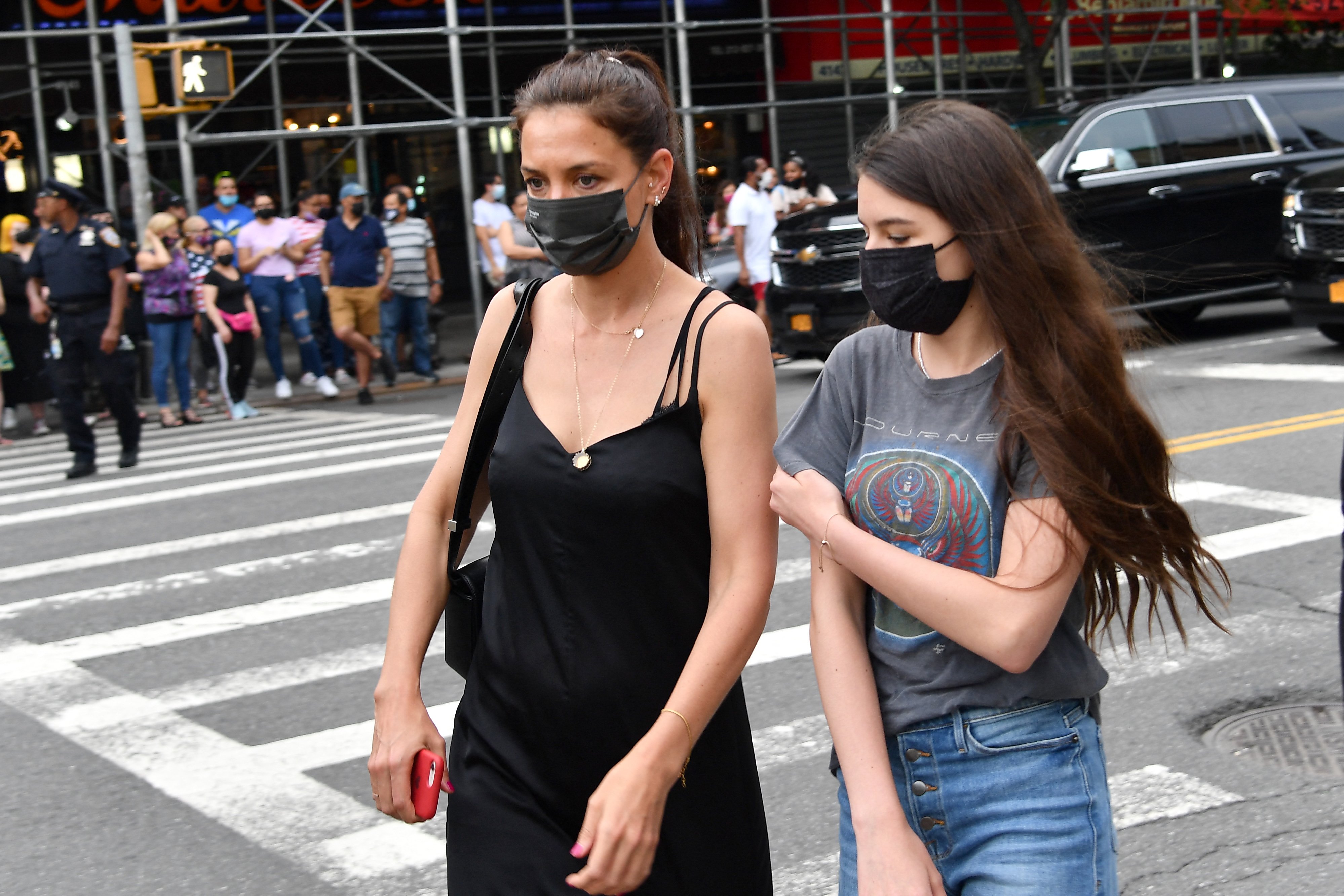 US actress Katie Holmes and daughter Suri Cruise arrive the opening night premiere of "In The Heights" during the Tribeca Festival at the United Palace Theatre on June 9, 2021 in New York City | Source: Getty Images