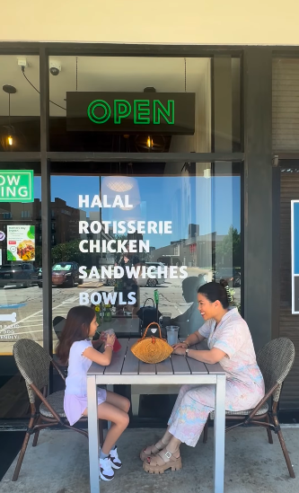 Thy Mitchell and her daughter, Maya, having lunch during their mother-daughter day out, posted on May 3, 2026. | Source: Instagram/thy_travelers