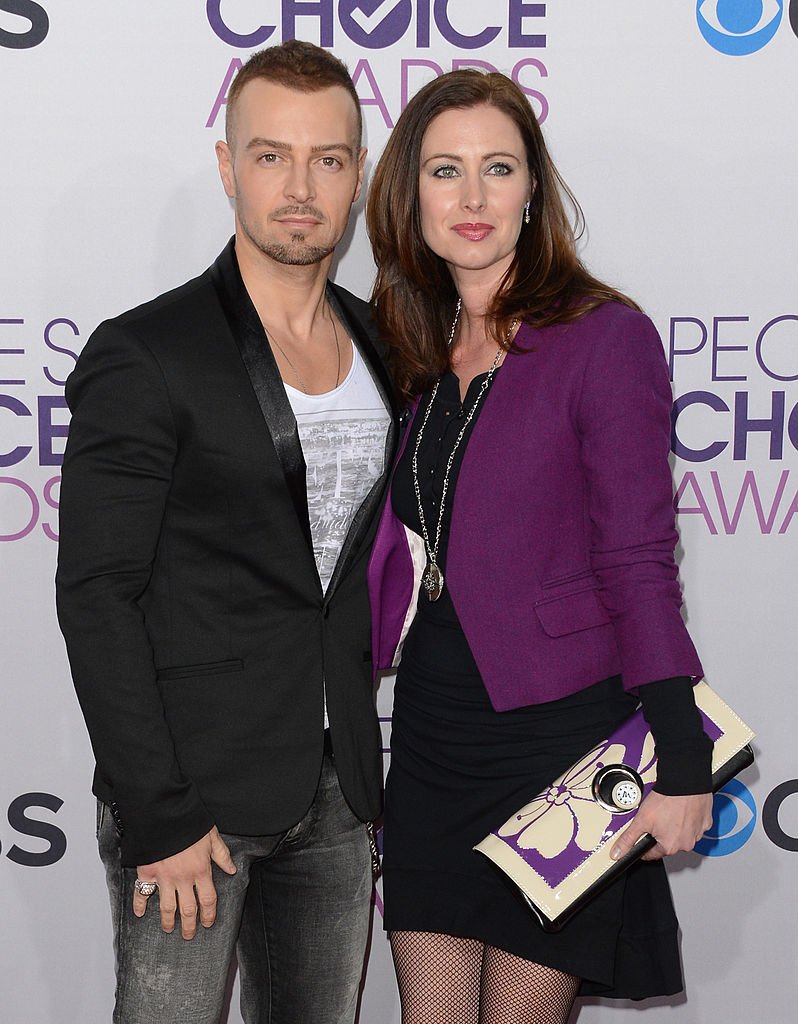 Joey Lawrence and Chandie Yawn-Nelson attend the 39th Annual People's Choice Awards at Nokia Theatre L.A. Live on January 9, 2013 | Photo: GettyImages