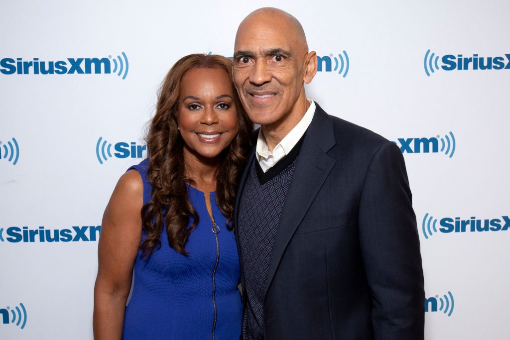 Lauren and Tony Dungy visit SiriusXM Studios on April 16, 2019 in New York City | Photo: GettyImages