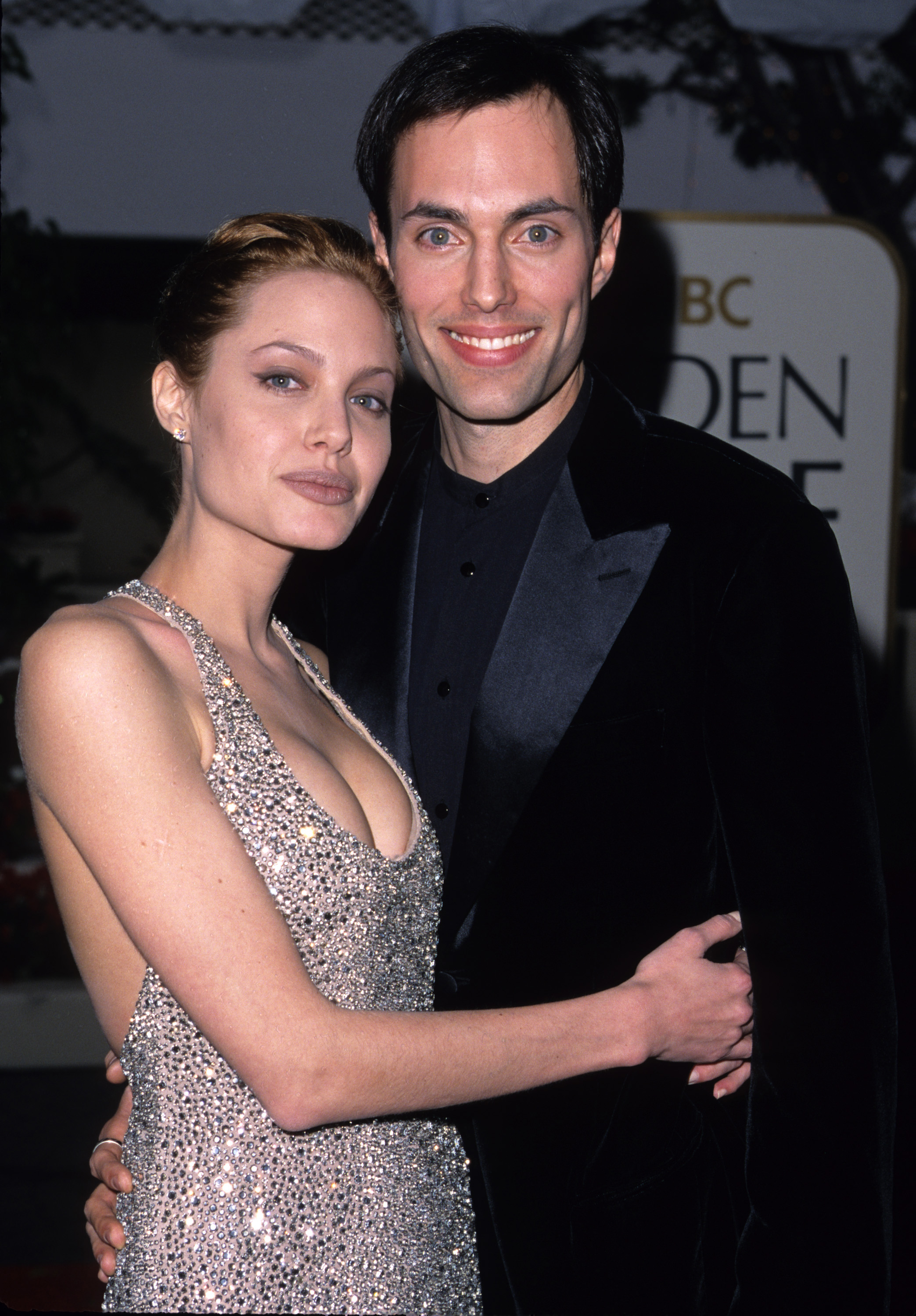 Angelina Jolie and James Haven at the 56th Annual Golden Globe Awards - red carpet on January 24, 1999 | Source: Getty Images