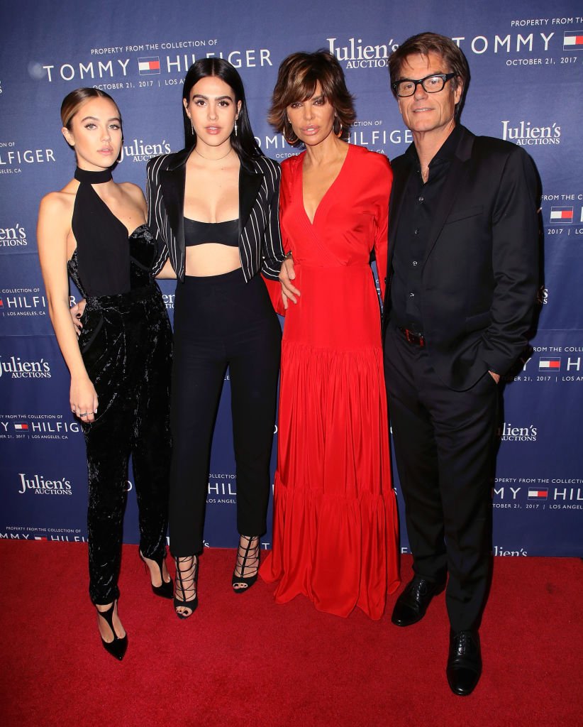 Lisa Rinna, Harry Hamlin and their daughters Amelia Gray and Delilah Belle at Julien's Auctions and Tommy Hilfiger's VIP reception, 2017, Los Angeles, California. | Photo: Getty Images