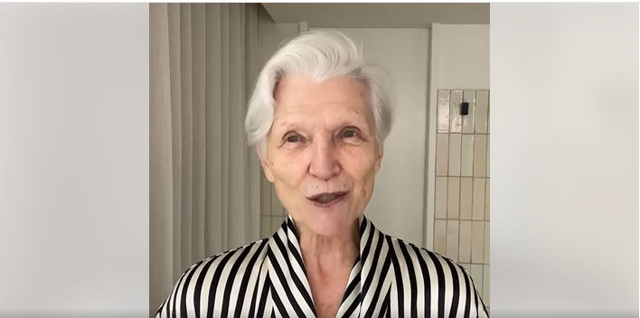 The billionaire's mother, from a post dated November10, 2021 | Source: Facebook/mayemusk