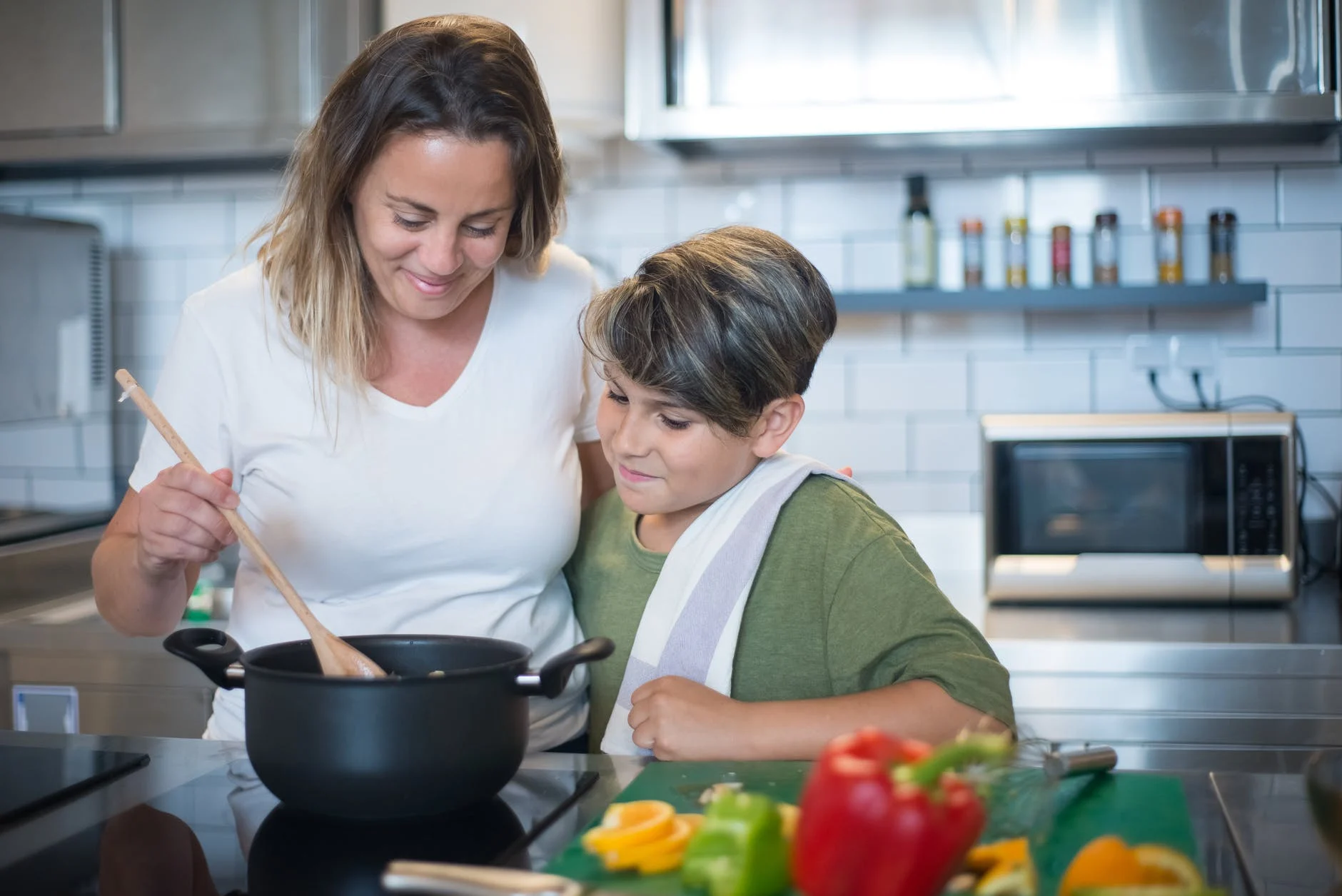 Jack tried convincing his mother to adopt the girl. | Source: Pexels