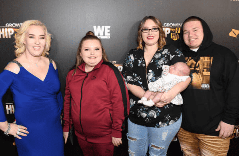 Mama June, Alana "Honey Boo Boo" Thompson, Lauryn "Pumpkin" Shannon, Ella Grace Efird, and Joshua Brandon Efird on the red carpet for the season 2 premiere of "Growing Up Hip Hop Atlanta," on January 9, 2018 in Atlanta, Georgia | Source: Getty Images