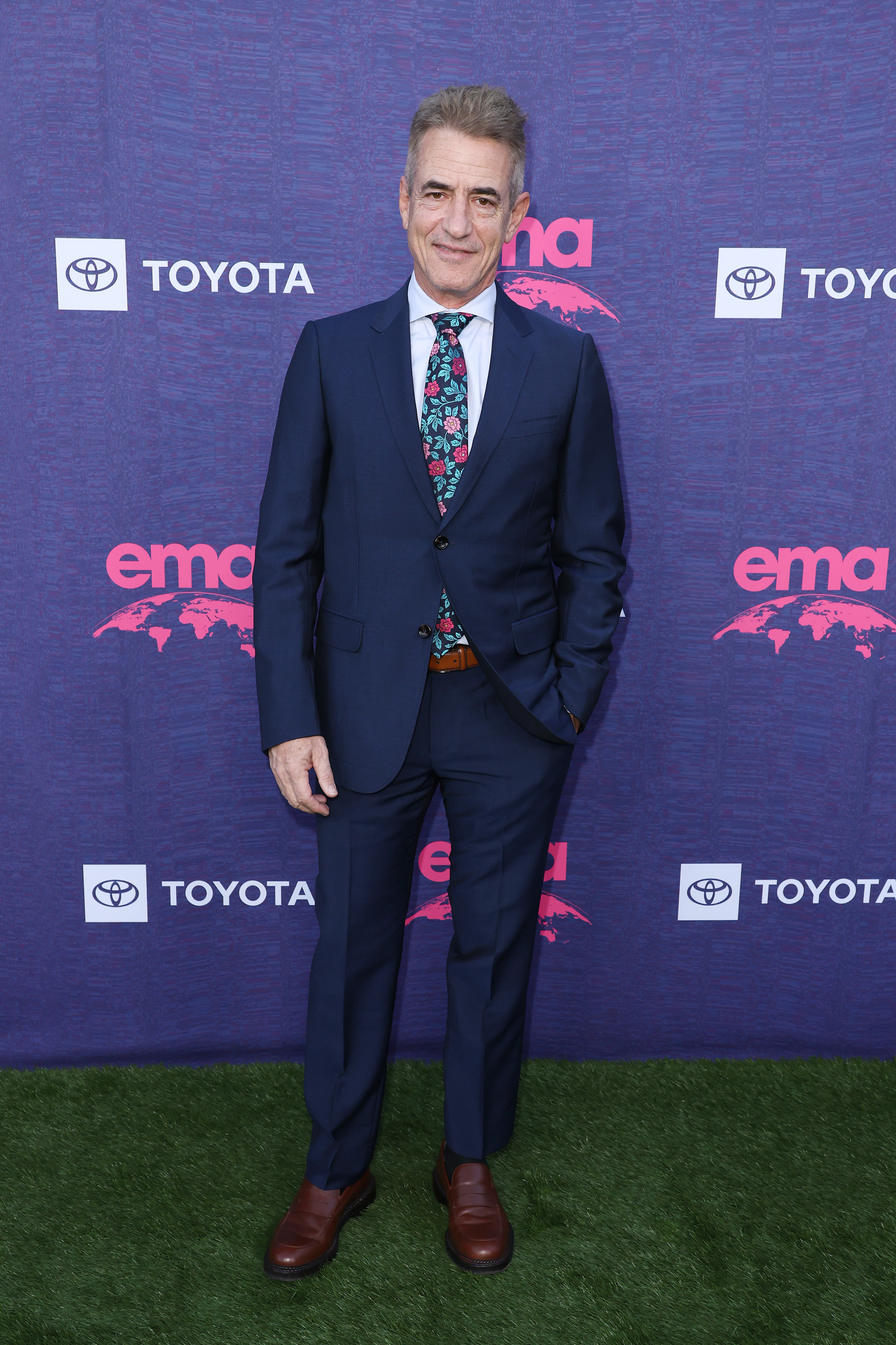 Dermot Mulroney photographs at the 34th Annual Environmental Media Association Awards Gala at Radford Studio Center in California on October 26, 2024 | Source: Getty Images.