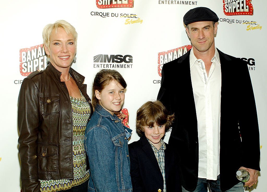 Sherman Williams and Christopher with their children Sophia Meloni and Dante Meloni attend Cirque du Soleil's "Banana Shpeel" in New York City on May 19, 2010 | Photo: Getty Images