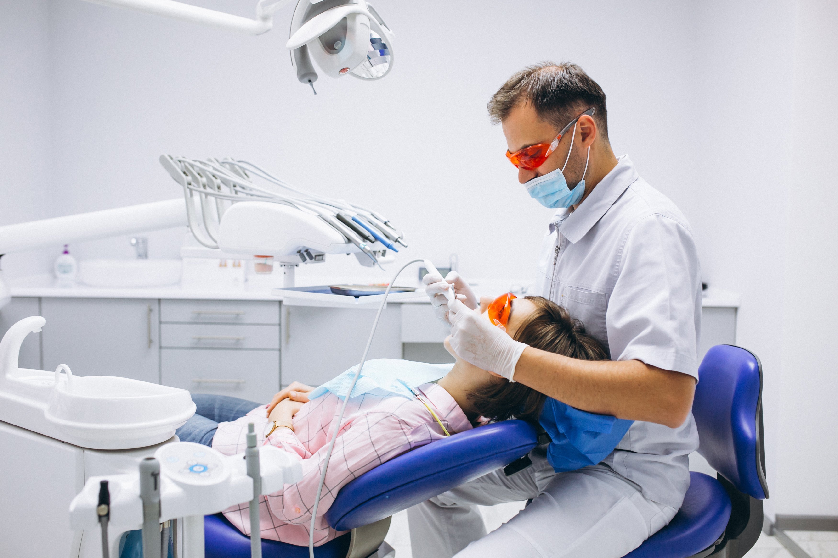 Paciente en el dentista. Fuente: Freepik