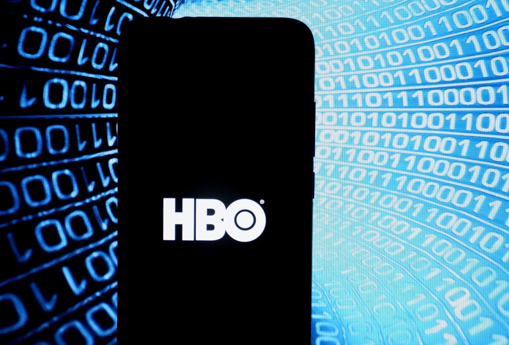  Photo illustration of entertainment company HBO logo as seen displayed on a smartphone. | Photo: Getty Images