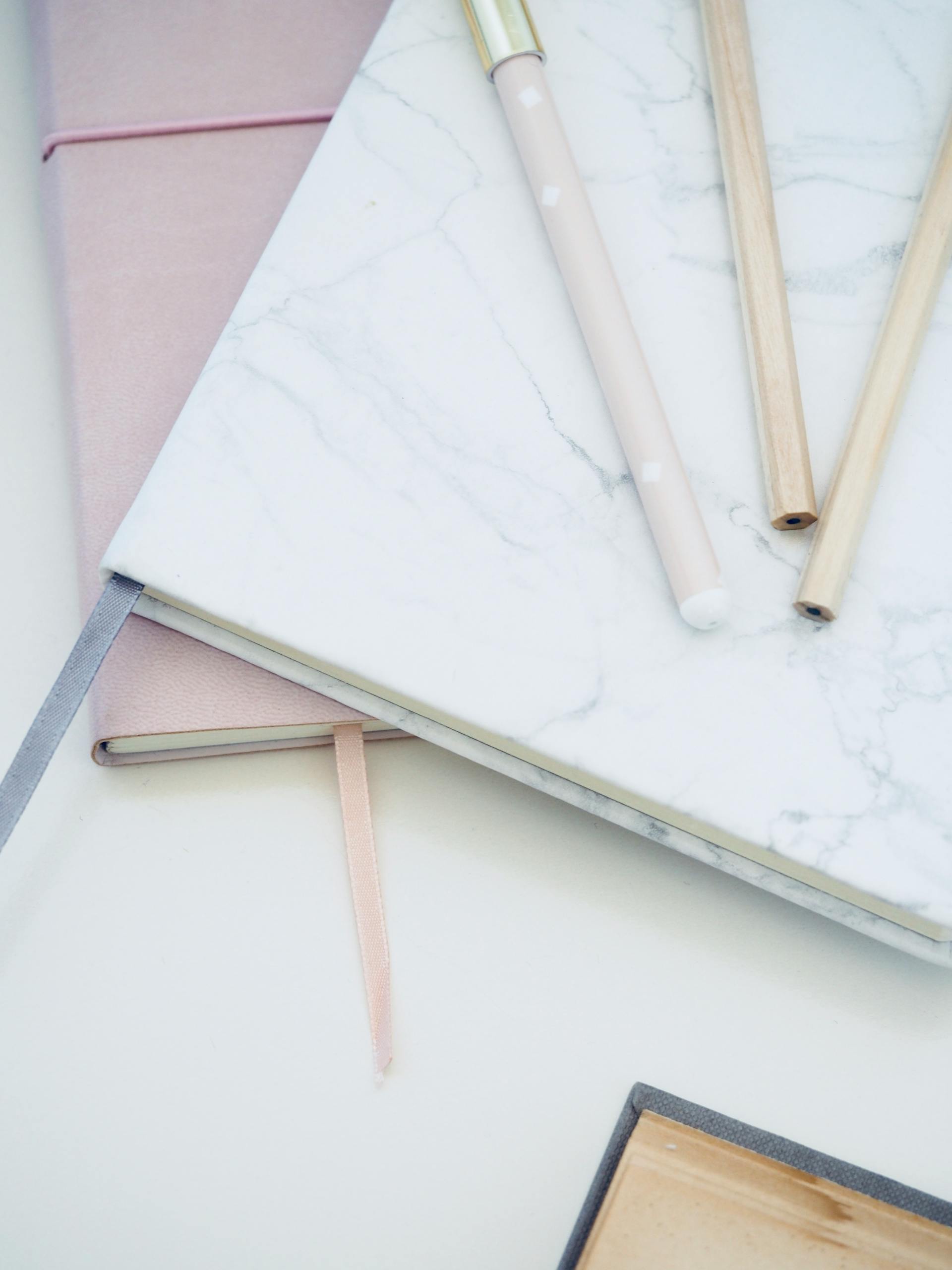 Notebooks and pens | Source: Pexels