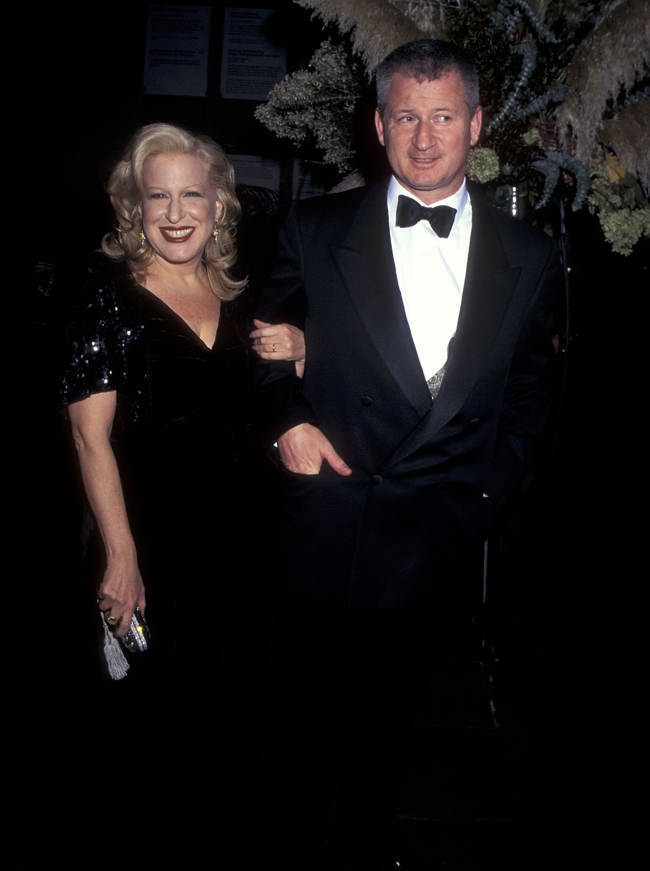 Bette Midler and Martin von Haselberg at the "Manhattan Fantastica" Themed Dinner Dance Gala in New York City, 1995 | Source: Getty Images