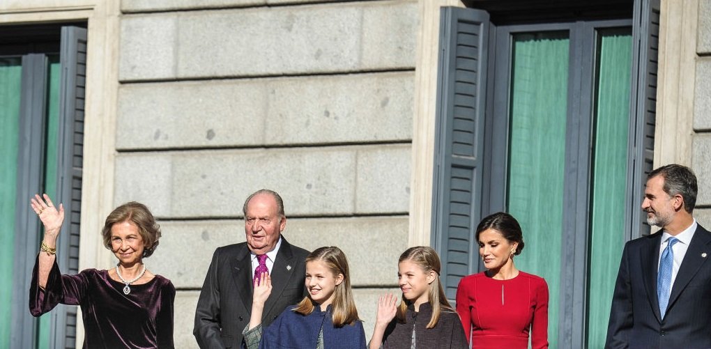 La familia celebra los 40 años de democracia en España.| Fuente. Getty Images La familia celebra los 40 años de democracia en España.| Fuente. Getty Images