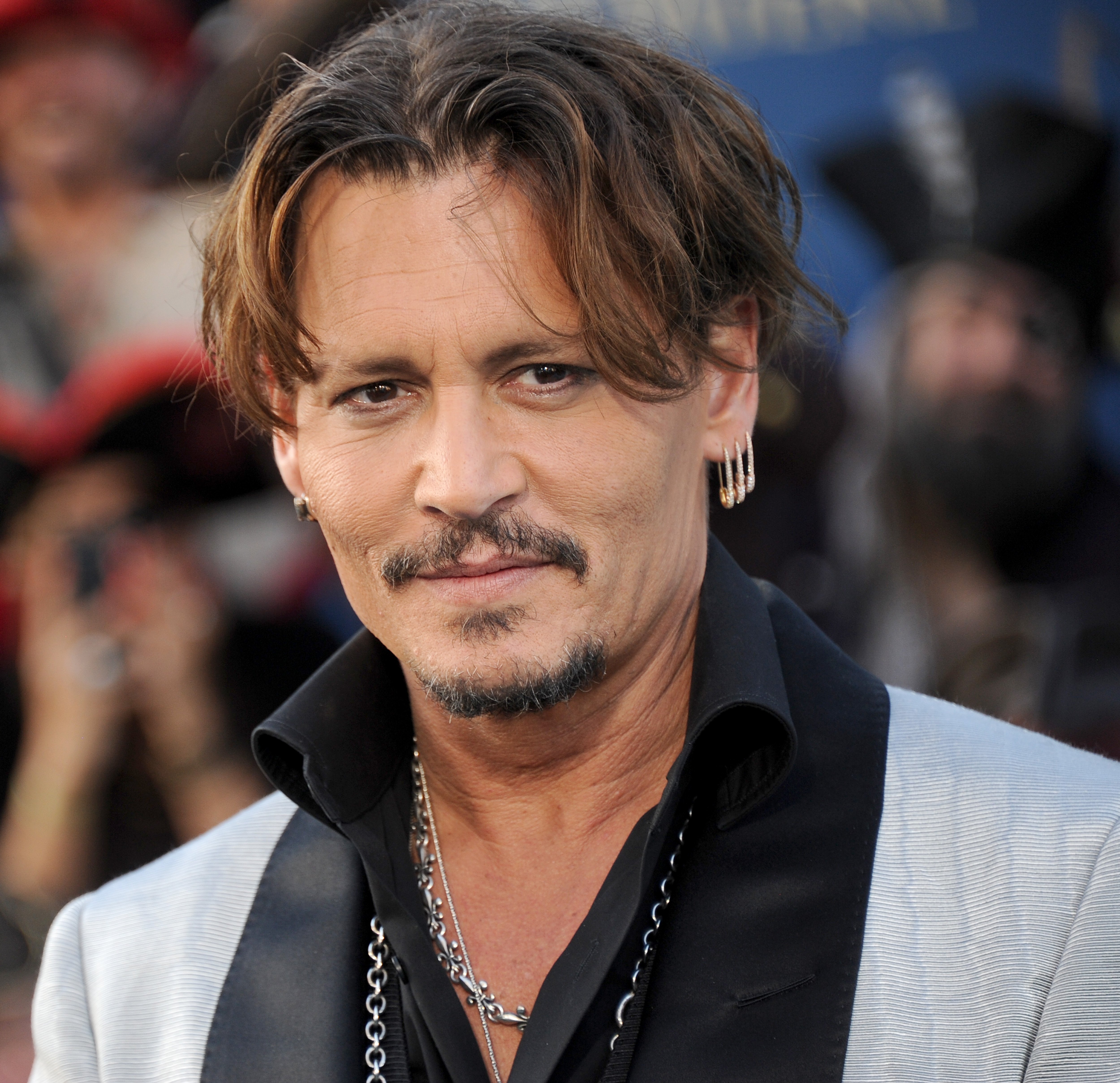 Johnny Depp en el estreno de "Pirates Of The Caribbean: Dead Men Tell No Tales", el 18 de mayo de 2017, en Hollywood, California. | Foto: Getty Images