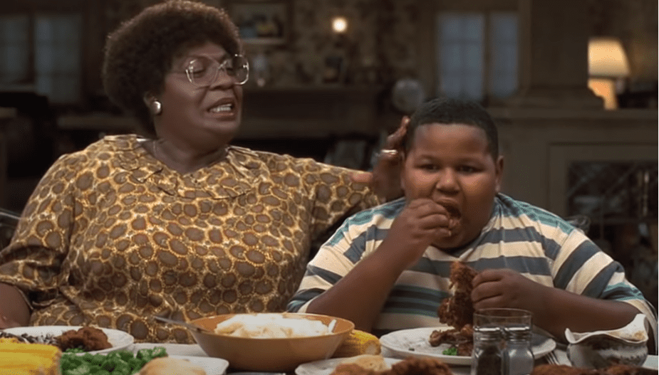Actor Jamal Mixon in a scene on "The Nutty Professor" | Photo: YouTube/movieclips