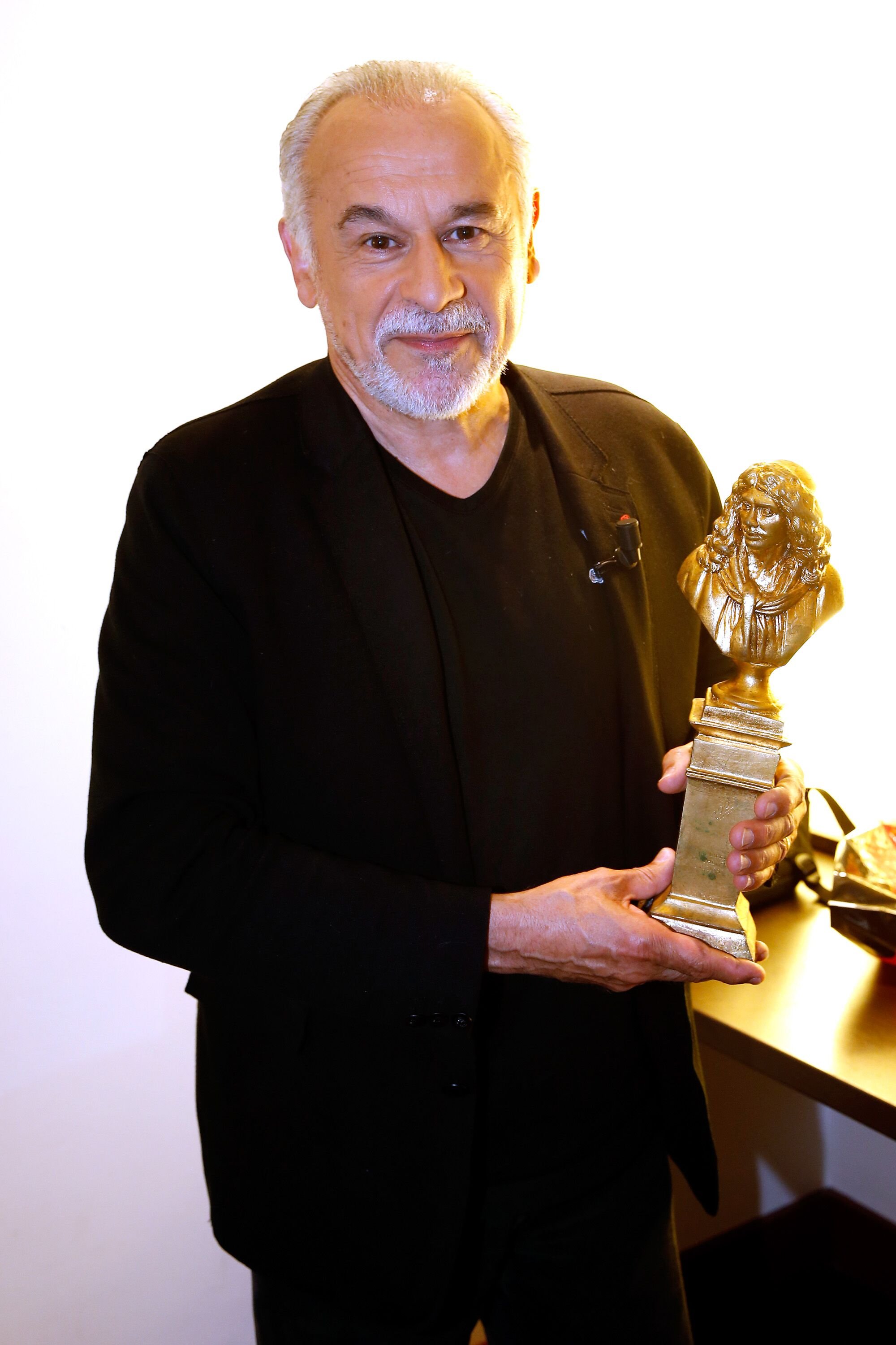 L'acteur Francis Perrin au Pavillon Gabriel le 13 mai 2015 à Paris, France. | Photo : Getty Images L'acteur Francis Perrin au Pavillon Gabriel le 13 mai 2015 à Paris, France. | Photo : Getty Images