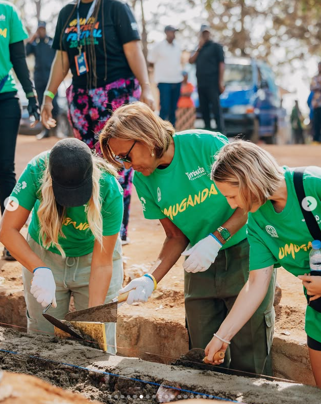 Amber Laign and Robin Roberts participate in a community service initiative in Rwanda, Africa, in a post dated July 27, 2025 | Source: Instagram/rusa.photographer