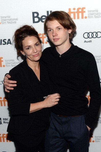 Joanne Whalley (L) and actor Jack Kilmer arrive at the "Palo Alto" premiere during the 2013 Toronto International Film Festival at Scotiabank Theatre on September 6, 2013, in Toronto, Canada. | Source: Getty Images.