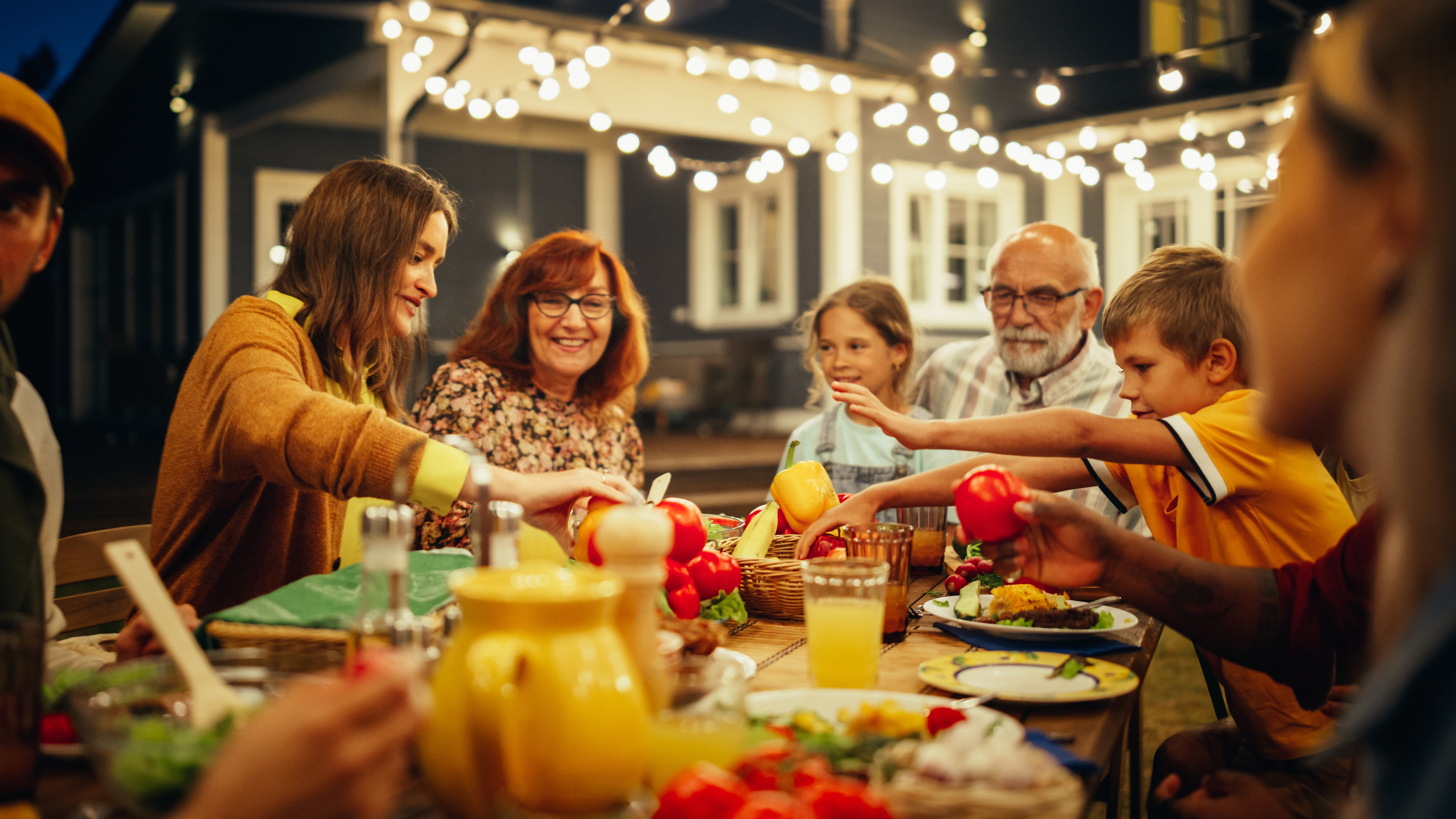 Happy family dinner | Shutterstock