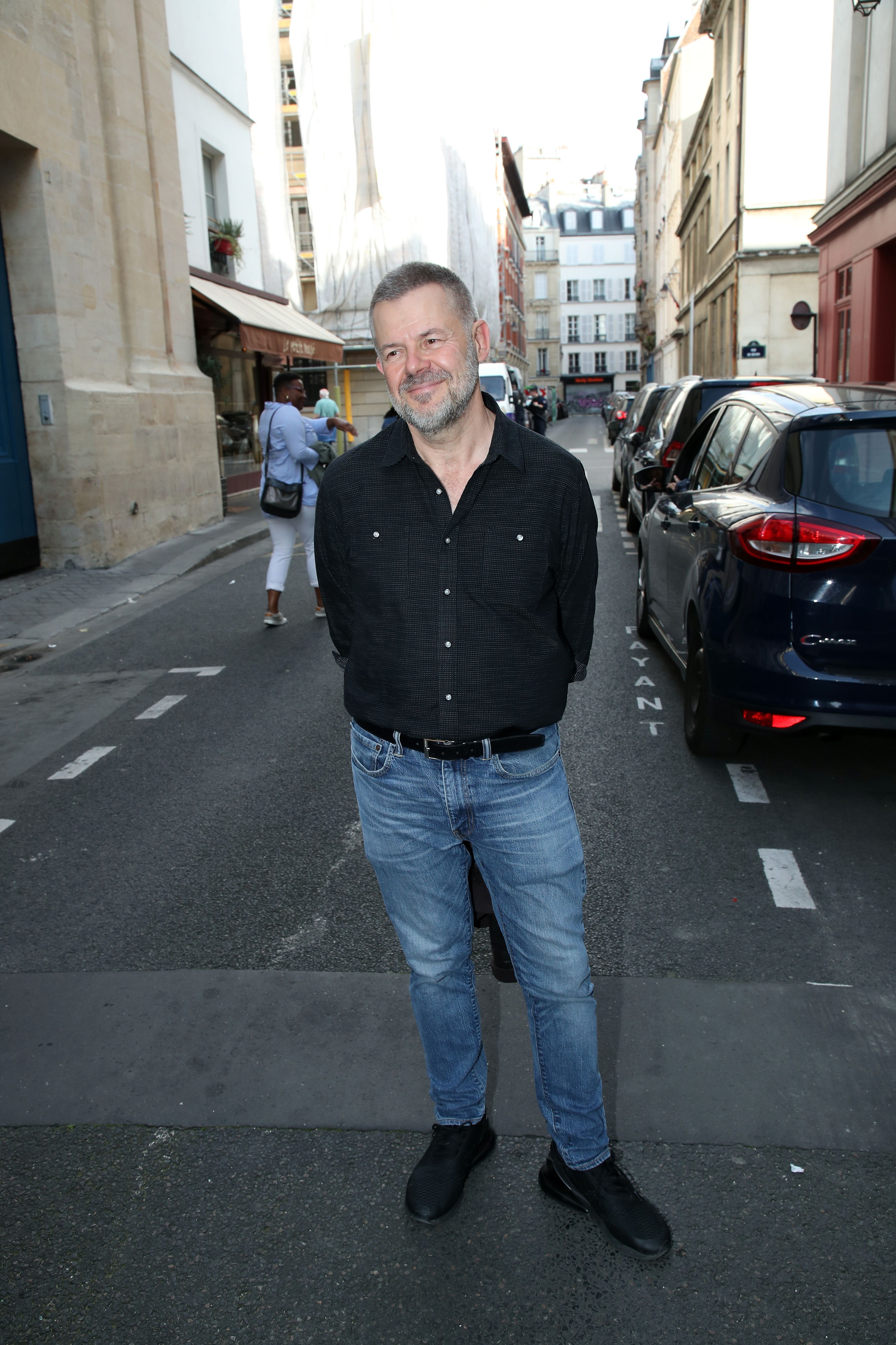 Eric Naulleau assiste à "Marek Halter Celebrates Sukkot" le 13 octobre 2019 à Paris, France. | Photo : Getty Images Eric Naulleau assiste à "Marek Halter Celebrates Sukkot" le 13 octobre 2019 à Paris, France. | Photo : Getty Images