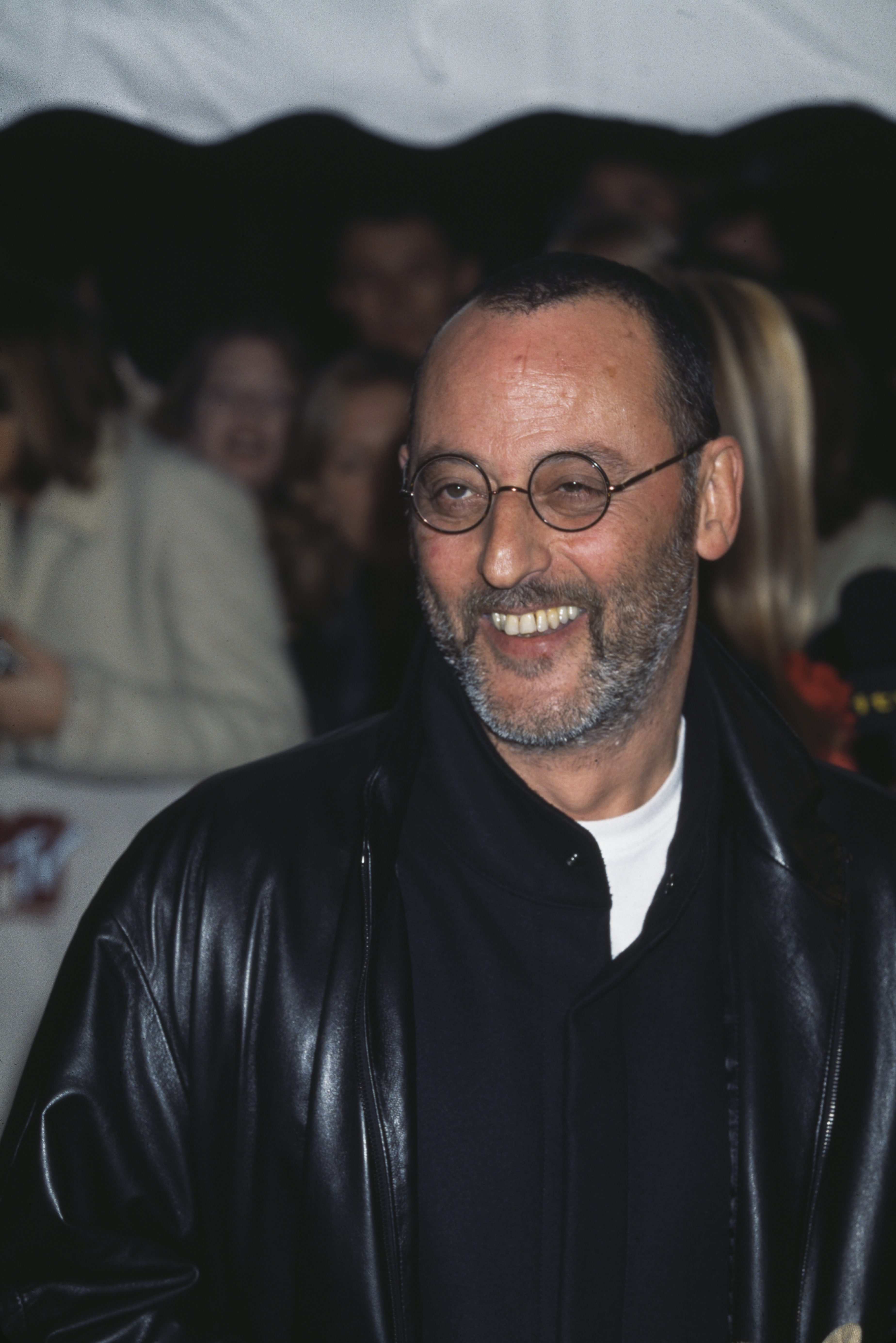 Jean Reno attends the 2000 MTV European Music Awards, held at the Ericsson Globe, Stockholm, Sweden, on November 16, 2000 | Source: Getty Images