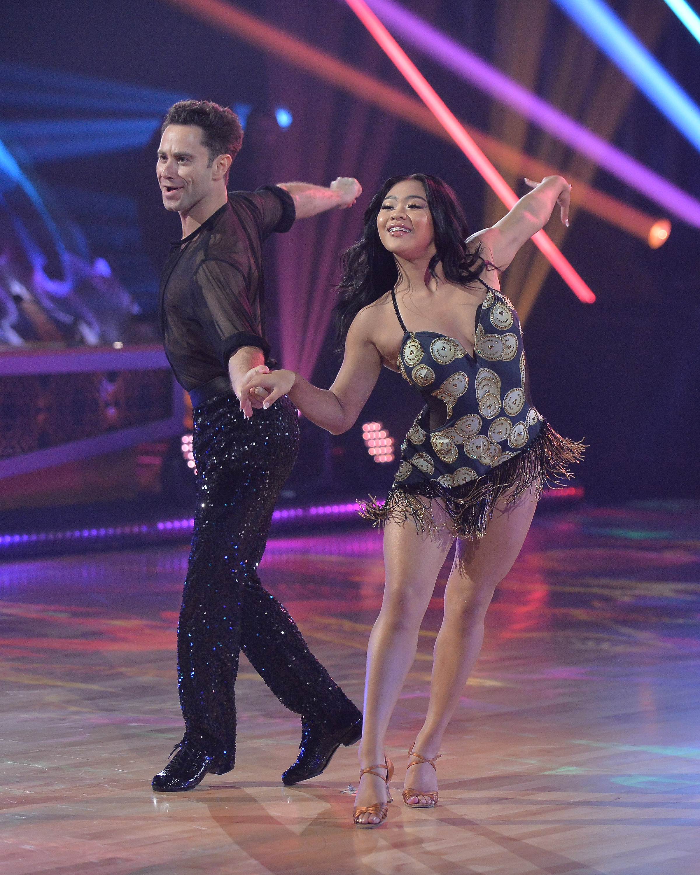 Sasha Farber and Suni Lee on season 30 of "Dancing With the Stars" on September 27, 2021 | Source: Getty Images