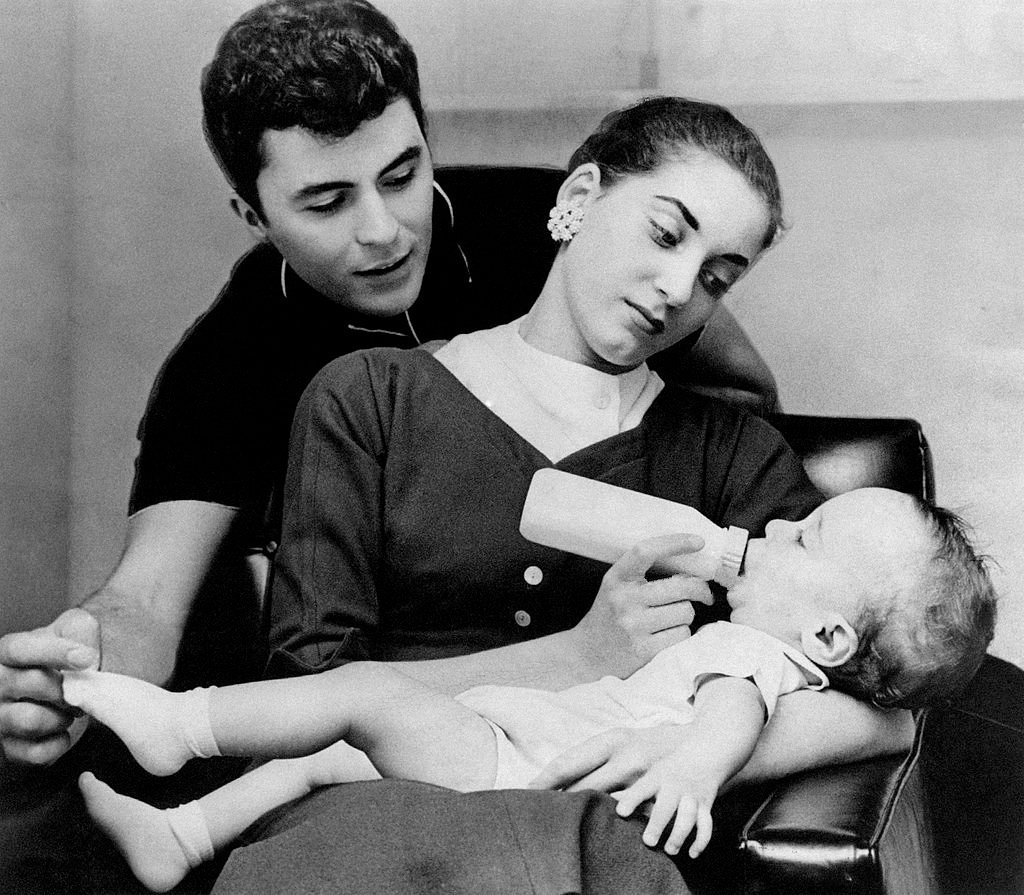 James Darren, Gloria Terlitsky and Jim Moret in the mid-50s | Source: Wikimedia Commons