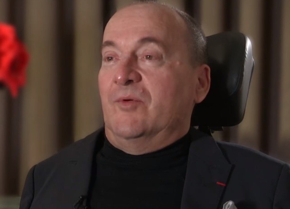 Philippe Pozzo di Borgo au cours d'une interview. l Source : YouTube/ApprentisAuteuil
