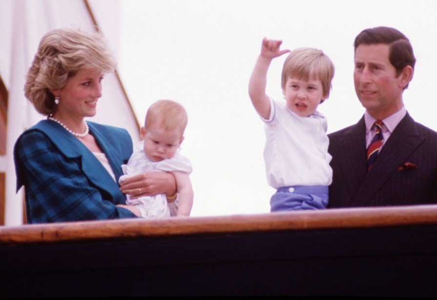 Princess Diana with Prince Charles, William and Harry at a function | Photo: Getty Images