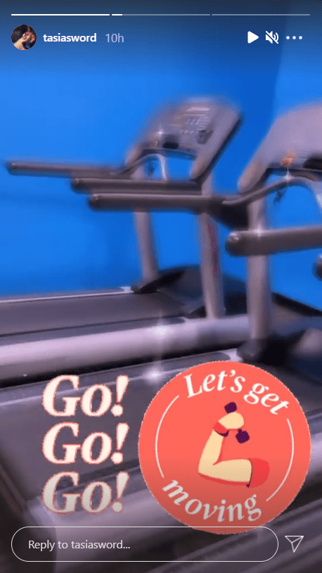 Fantasia Barrino showing a two treadmills inside the gym. | Photo: Instagram/tasiasword
