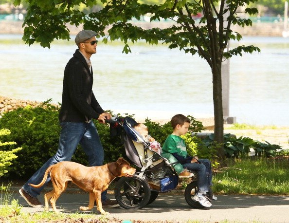 Tom Brady and his sons, John and Benjamin | Photo: Getty Images