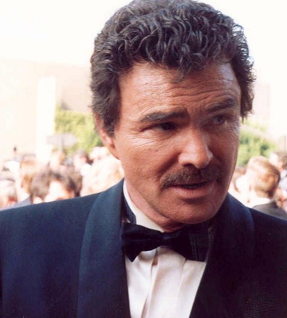 Burt Reynolds at the 43rd Annual Emmy Awards in 1991 | Photo: Wikimedia Commons