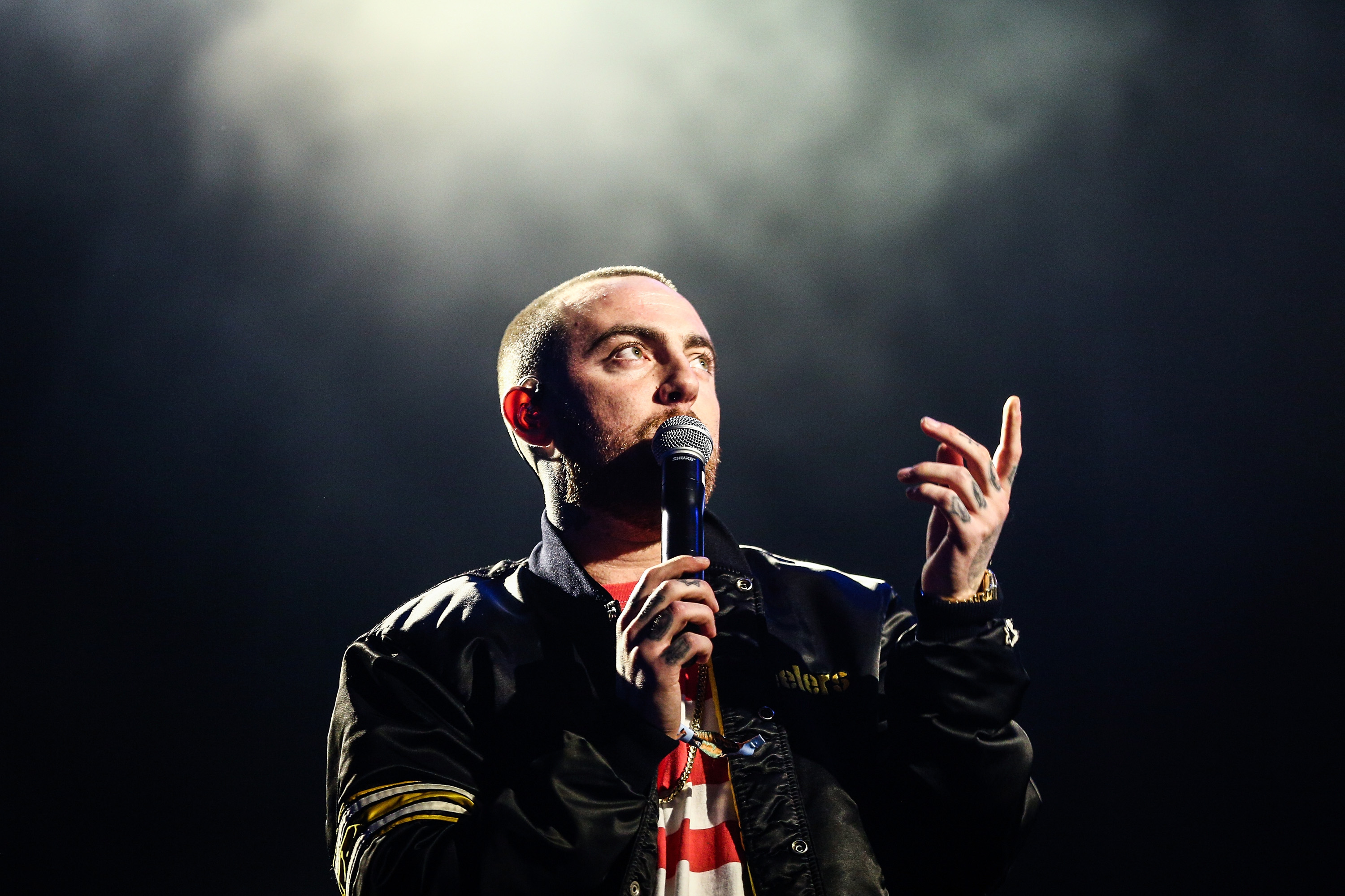 Mac Miller performs during Day 1 of Camp Flog Gnaw Carnival 2017 at Exposition Park on October 28 in Los Angeles, California. | Source: Getty Images