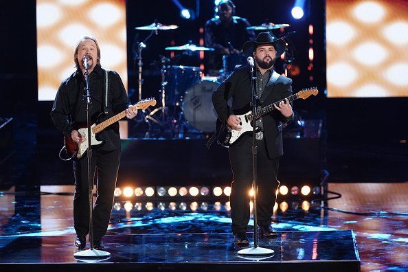 Photo of Travis Tritt performing a song | Image: Getty Images