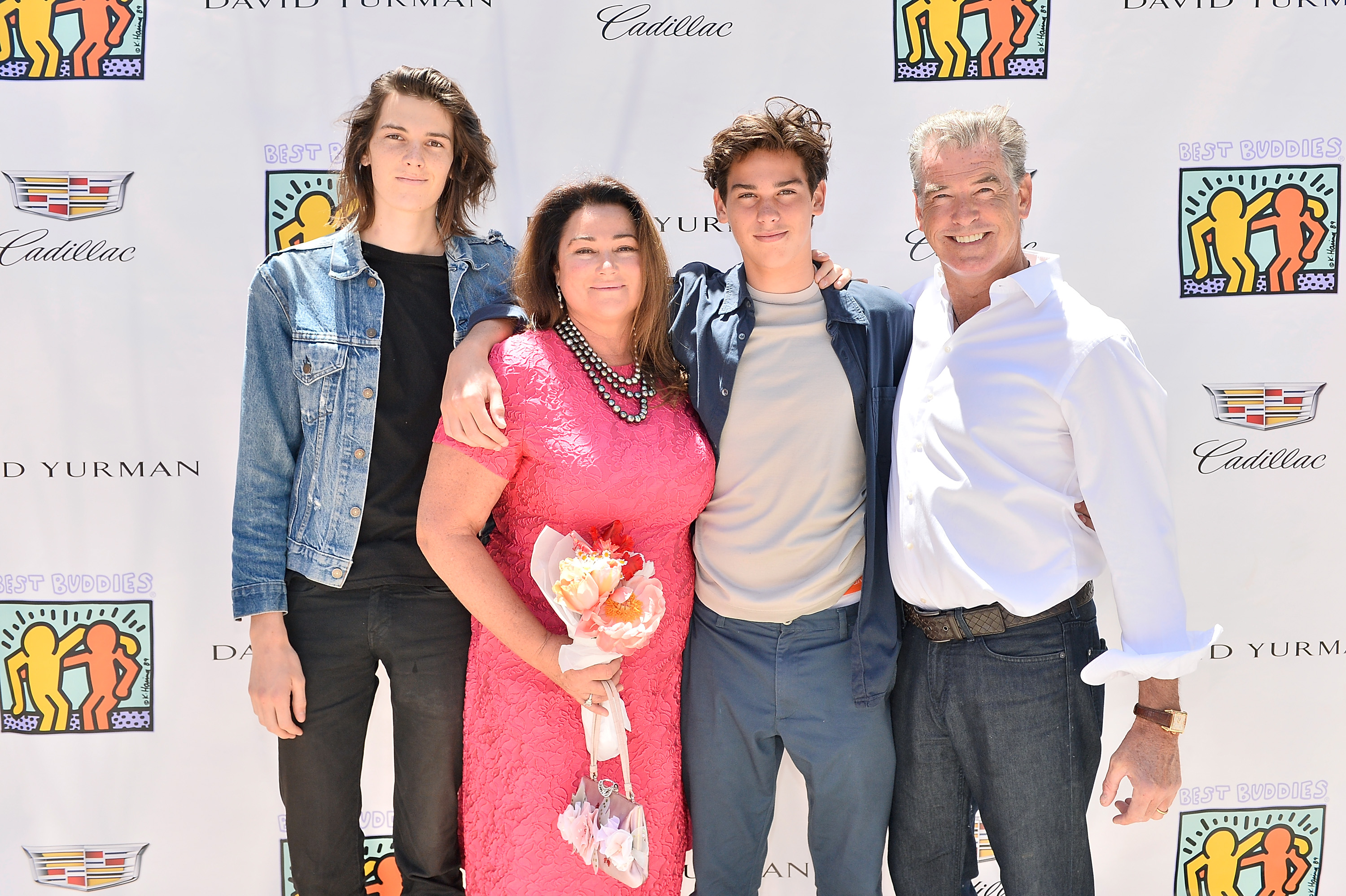 Dylan Brosnan, Pierce Brosnan, Keely Shaye Smith, and Paris Brosnan during Cindy Crawford and Kaia Gerber's Best Buddies Mother's Day Brunch at David Yurman on May 13, 2017, in Malibu, California | Source: Getty Images