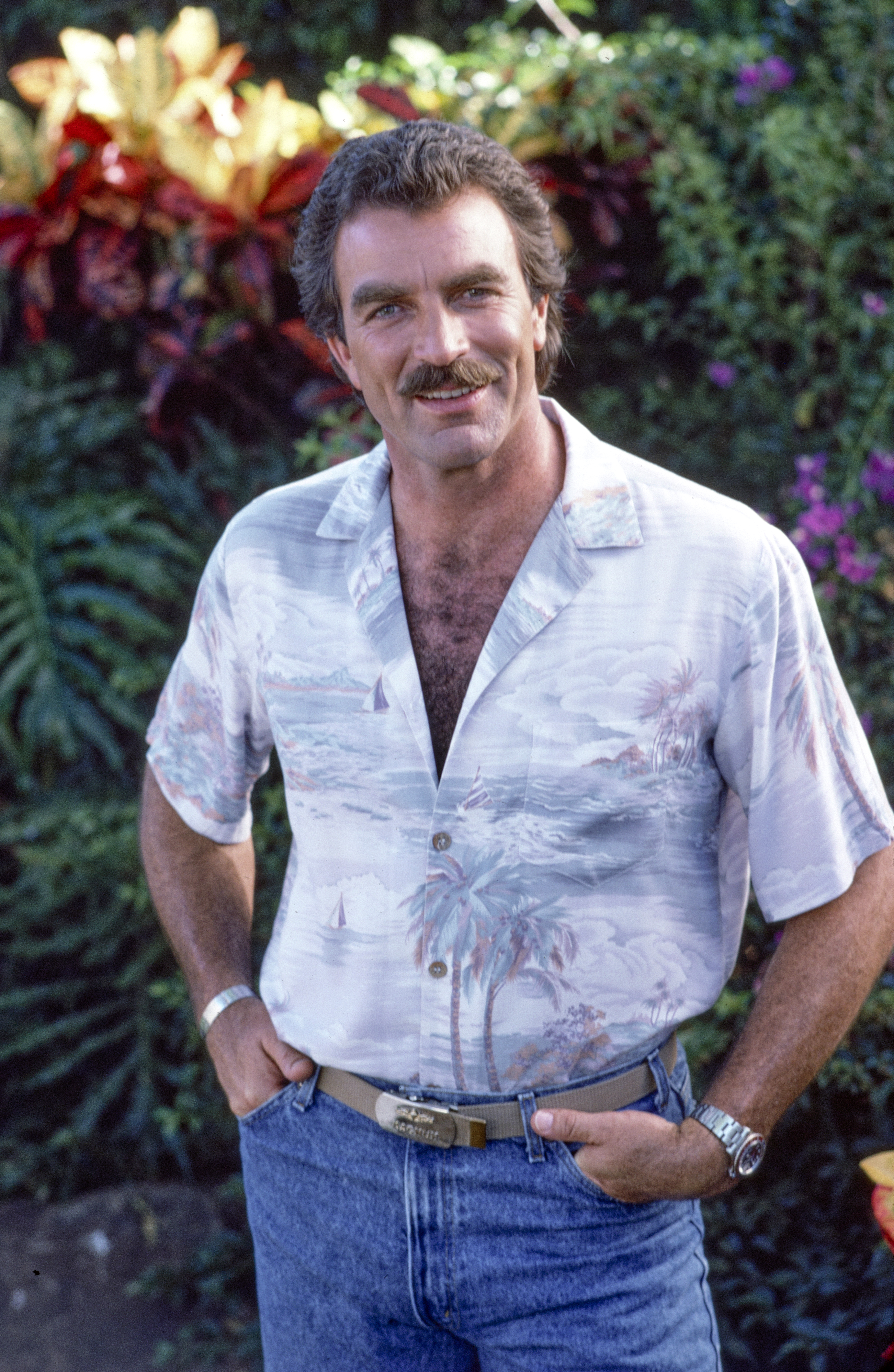 Tom Selleck as Magnum in the television show, "Magnum P.I.," circa 1985 | Source: Getty Images