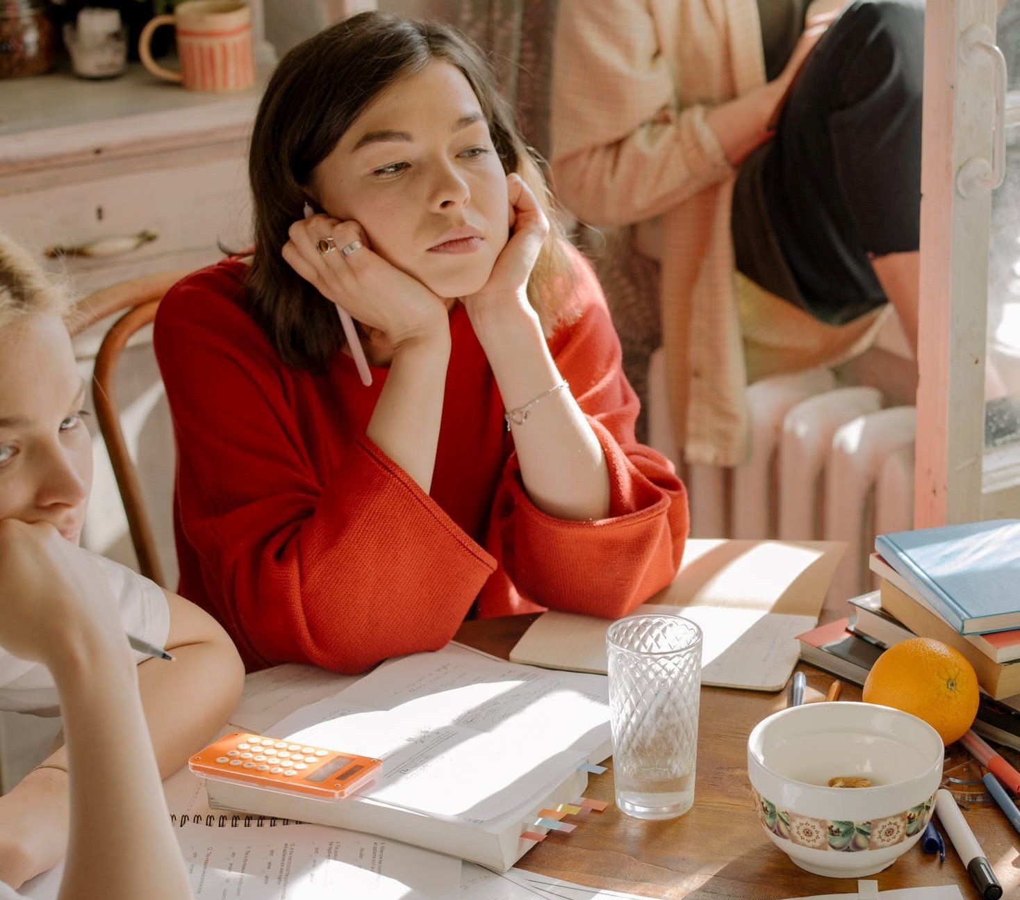 Jenny's roommate Zara wasn't very supportive. | Source: Pexels