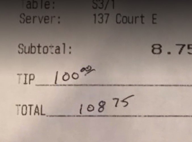 The receipt. | Photo: Facebook/CBSPhilly