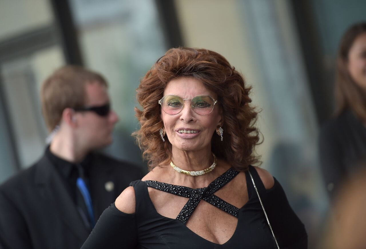 Sophia Loren Spotted In A Wheelchair On The Set Of Her First Movie In A Decade