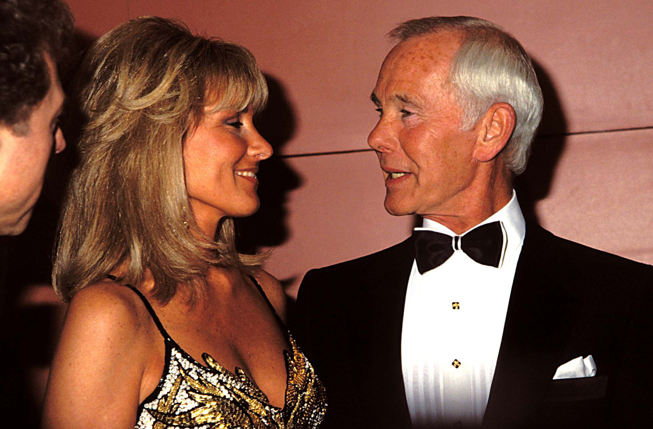 Alexis Maas & Johnny Carson during a tribute to Johnny Carson in Beverly Hills, California | Source: Getty Images