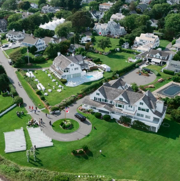 An overview angle of the Kennedy Compund, posted on July 24, 2024 | Source: Instagram/taylormadeexperience