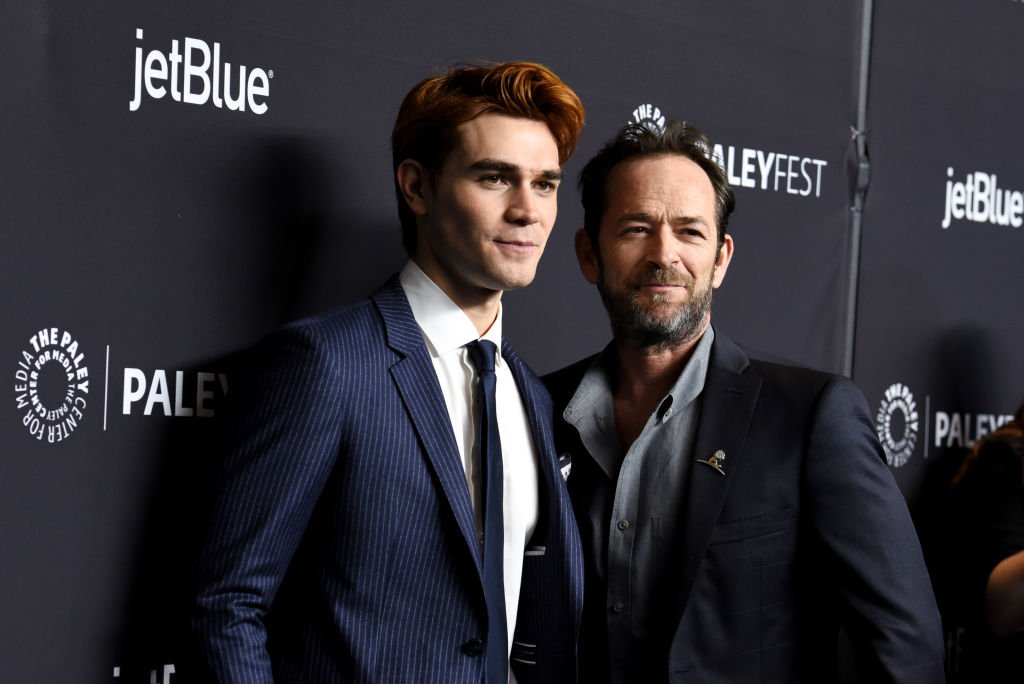  KJ Apa and Luke Perry attend PaleyFest Los Angeles 2018 "Riverdale" at Dolby Theatre on March 25, 2018 | Photo: Getty Images