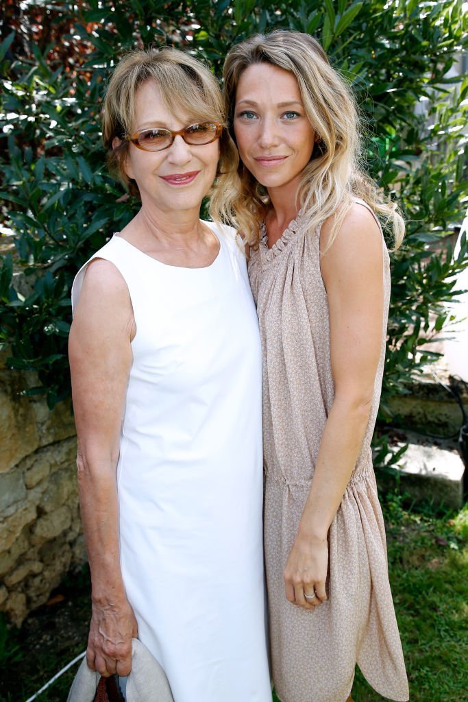Nathalie Baye et sa fille Laura Smet participent au 10ème Festival du film francophone d'Angoulême : Sixième jour le 27 août 2017 à Angoulême, France. | Photo : Getty Images