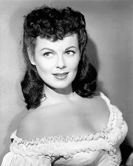 Actress Barbara Hale in a scene from the 1953 movie "Seminole" | Photo: Public Domain, Wikimedia Commons